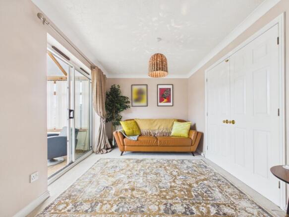 4 bed Detached for sale Image 11