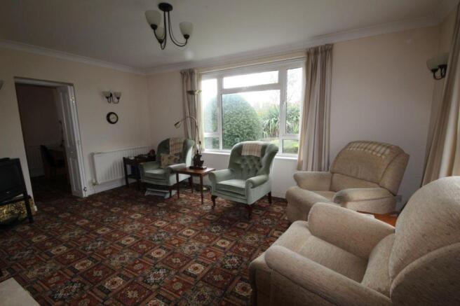 Living room..JPG