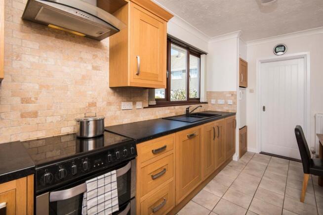 kitchen picture 1.jpg