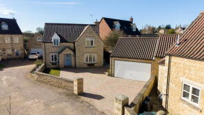 4, Cringle Brook Court, Grantham NG33 5DF