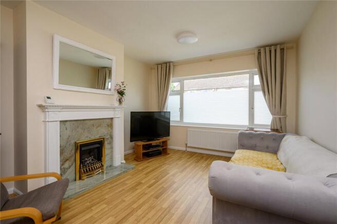 2 bed Bungalow for sale Image 3