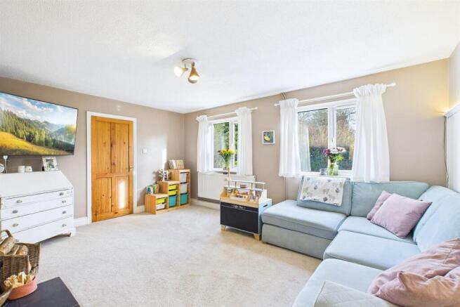 Living Room.jpg
