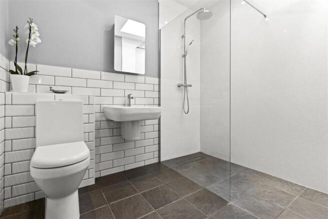 shower room.jpg