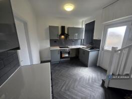1, Middlecliffe Lane, Middlecliffe, Barnsley S72 0HU