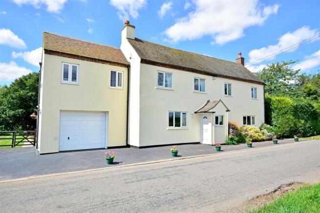 Pats Cottage fpz1722
