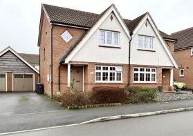 4, Beacon Drive, Calne SN11 0FN
