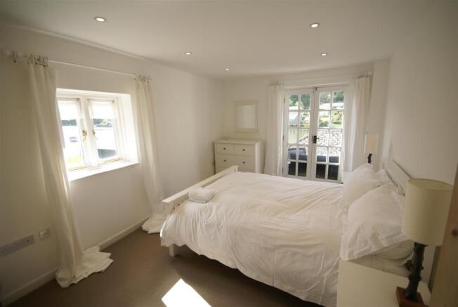 bedrom2.JPG