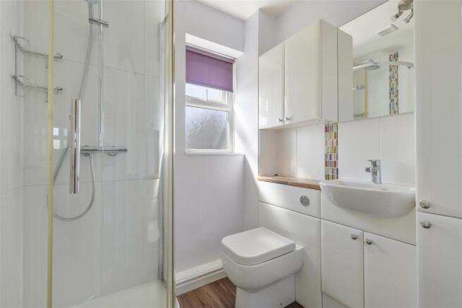 En-Suite Bedroom 1