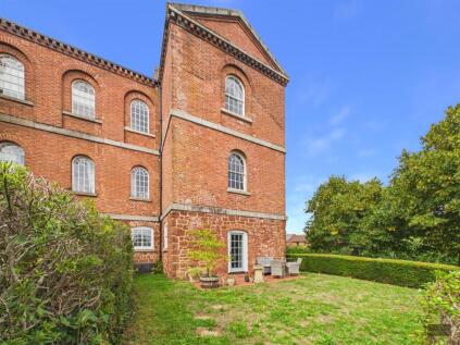 Woodbury Walk, Exminster, Exeter