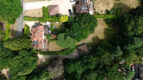 Littleworth Road, The Sands, Farnham, Surrey, GU10