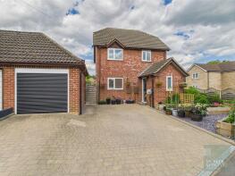 Carinya, Weavers Croft, Harleston IP20 9PY
