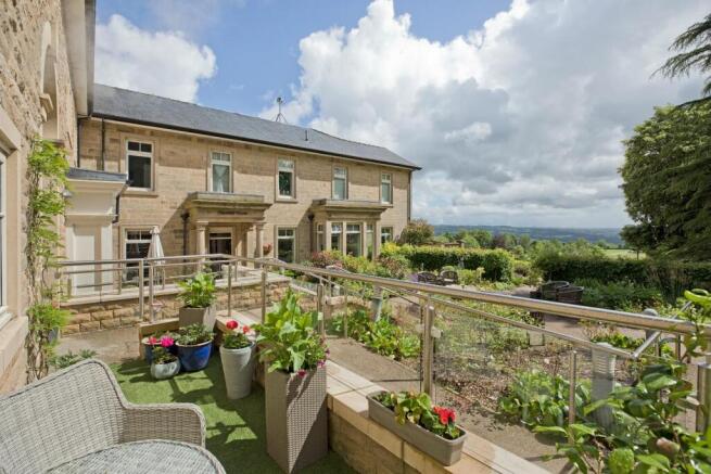 2 bed Link Detached House for sale Image 4