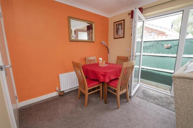 2 bed Detached Bungalow for sale Image 12