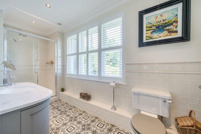 Master En-suite