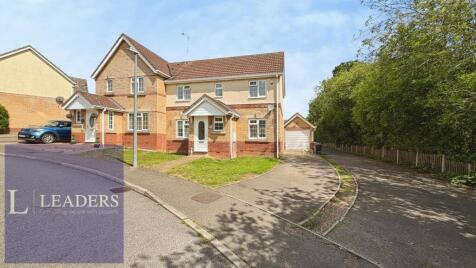 Cherry Tree Close, Halstead, Essex