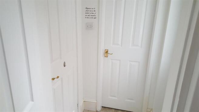 REAR HALLWAY