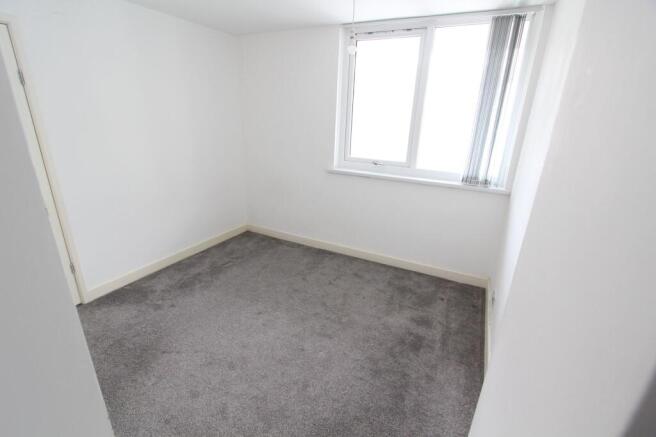 3 bed Not Specified to rent Image 7