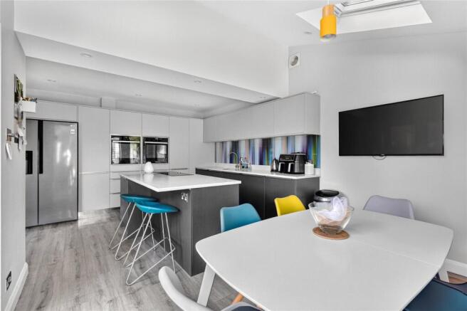 Elliott Rise, Ascot, Berkshire, SL5 photo 4