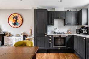 Flat C, 7, Reading Lane, Hackney, London E8 1DS