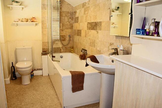 Bathroom / WC