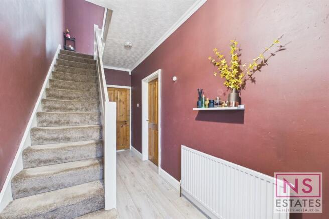 3 bed Terraced for sale Image 6