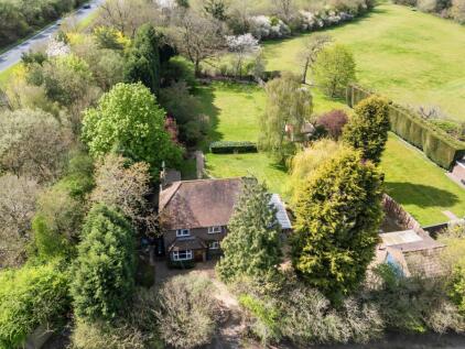 Langhurstwood Road, Horsham, RH12