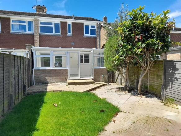 Rear garden 2 new.jpg