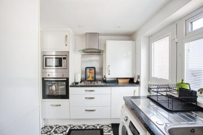 3 bed Detached for sale Image 7
