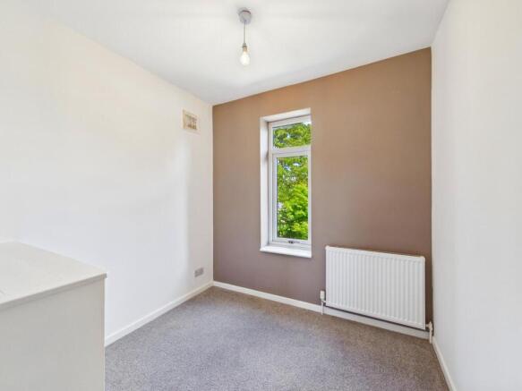 3 bed Semi-Detached for sale Image 10