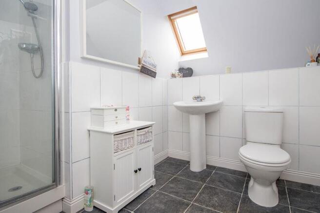Bedroom Two En-suite
