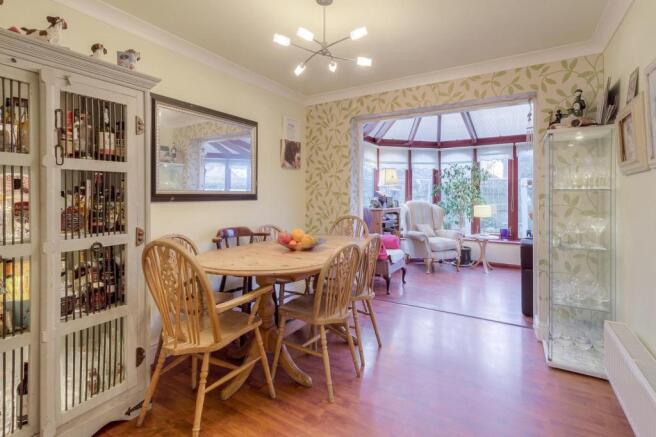 Dining room.jpg