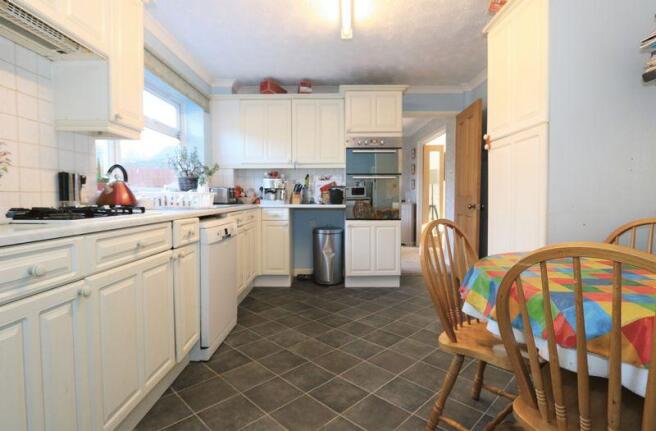 Kitchen diner