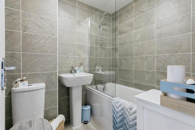 2 bed Town House for sale Image 11