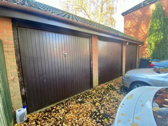 garage.jpg