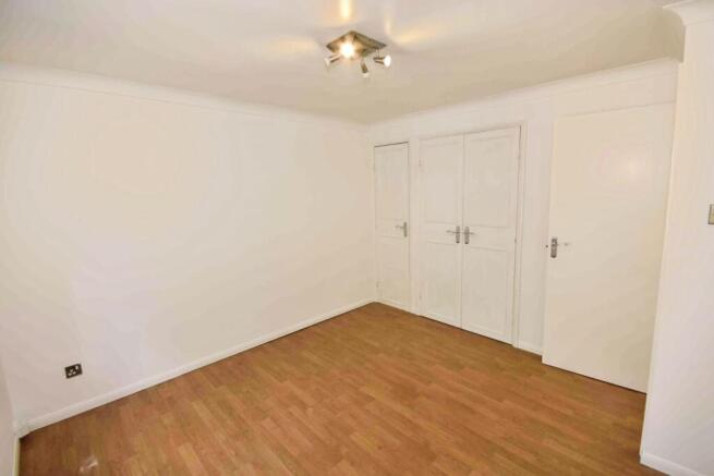 High Road, Buckhurst Hill photo 3