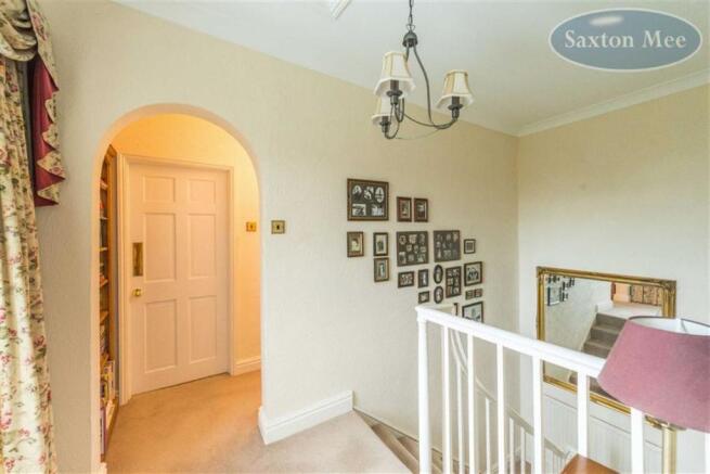 FIRST FLOOR LANDING