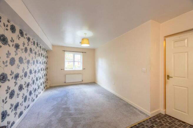 2 bed Apartment for sale Image 5