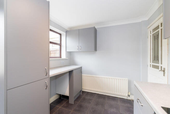 2 bed Semi-Detached for sale Image 10