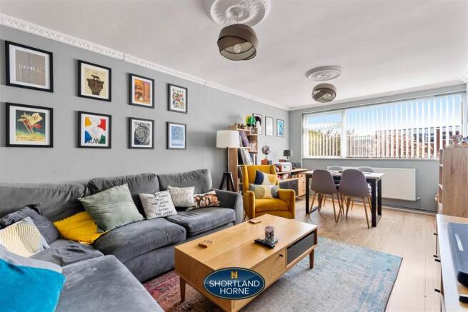 21 Garrick Close WM (4 of 15).jpg