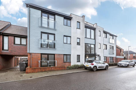 Hawley Drive, Leybourne, West Malling, ME19