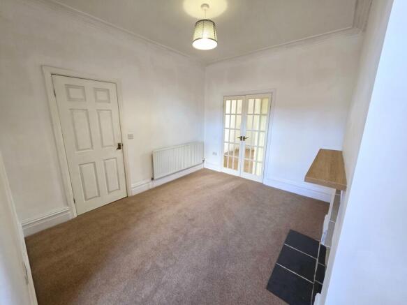 2 bed Terraced for sale Image 6