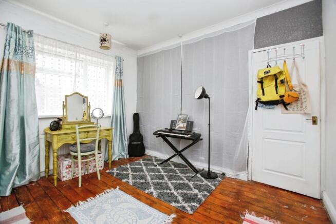 3 bed Semi-Detached for sale Image 12