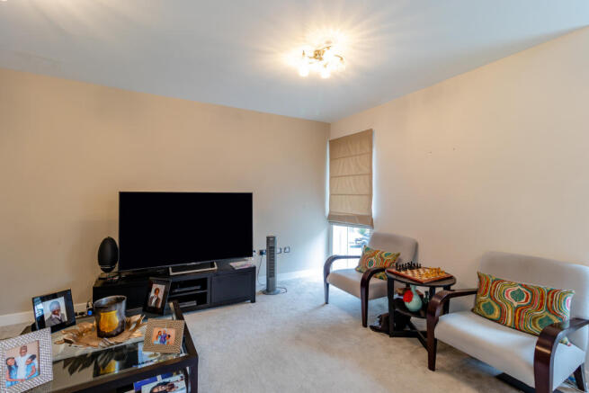 8434850-interior05-800