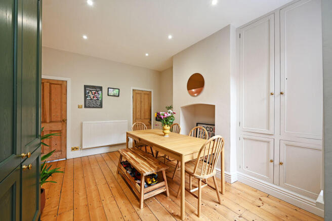 3 bed Terraced for sale Image 12