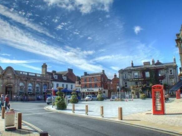 Wimborne Square