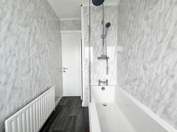 2 bed End of Terrace to rent Image 5