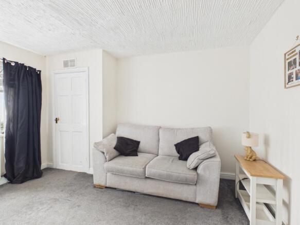 CAM03729G0-PR0293-STILL002