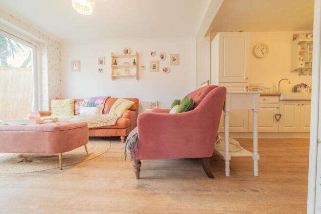 Award-winning Media team on EVERY Listing_14