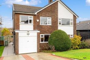 30, Lakelands Drive, Bolton BL3 4NN