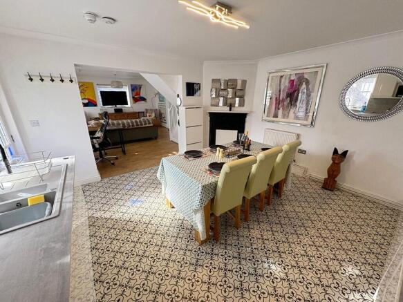 Kitchen to Lounge